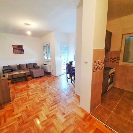 Apartman 44 Биелина Екстериор снимка